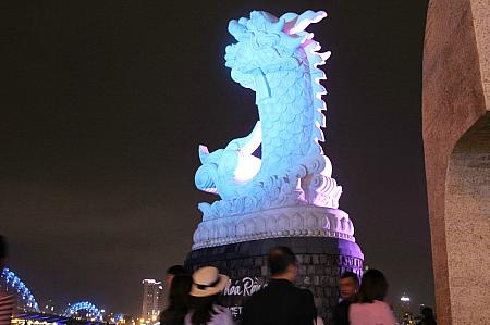 中国由来の滝登り像