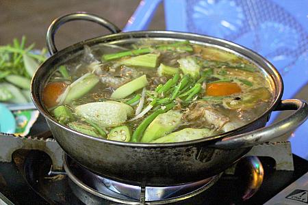 鍋はベトナム人が大好きな料理