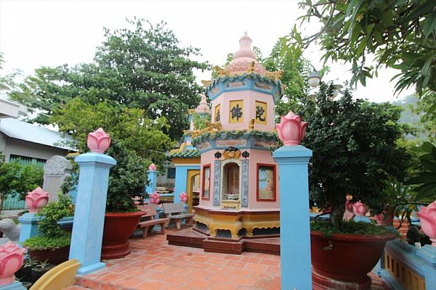 ベトナムとインドの様式が混在した仏教寺院