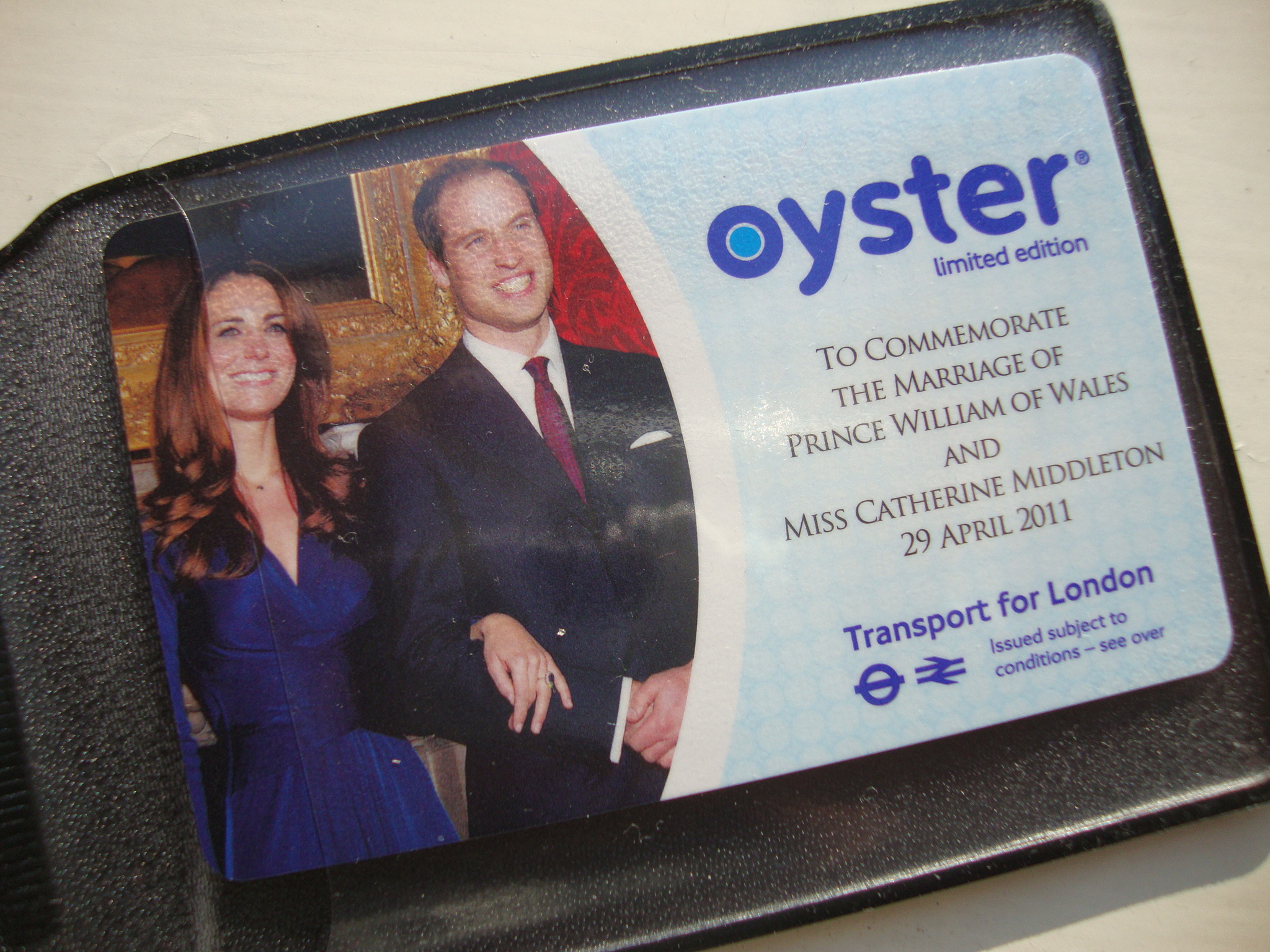ロンドン オイスターカード 2枚 Card Oyster 【最安値挑戦】 Oyster
