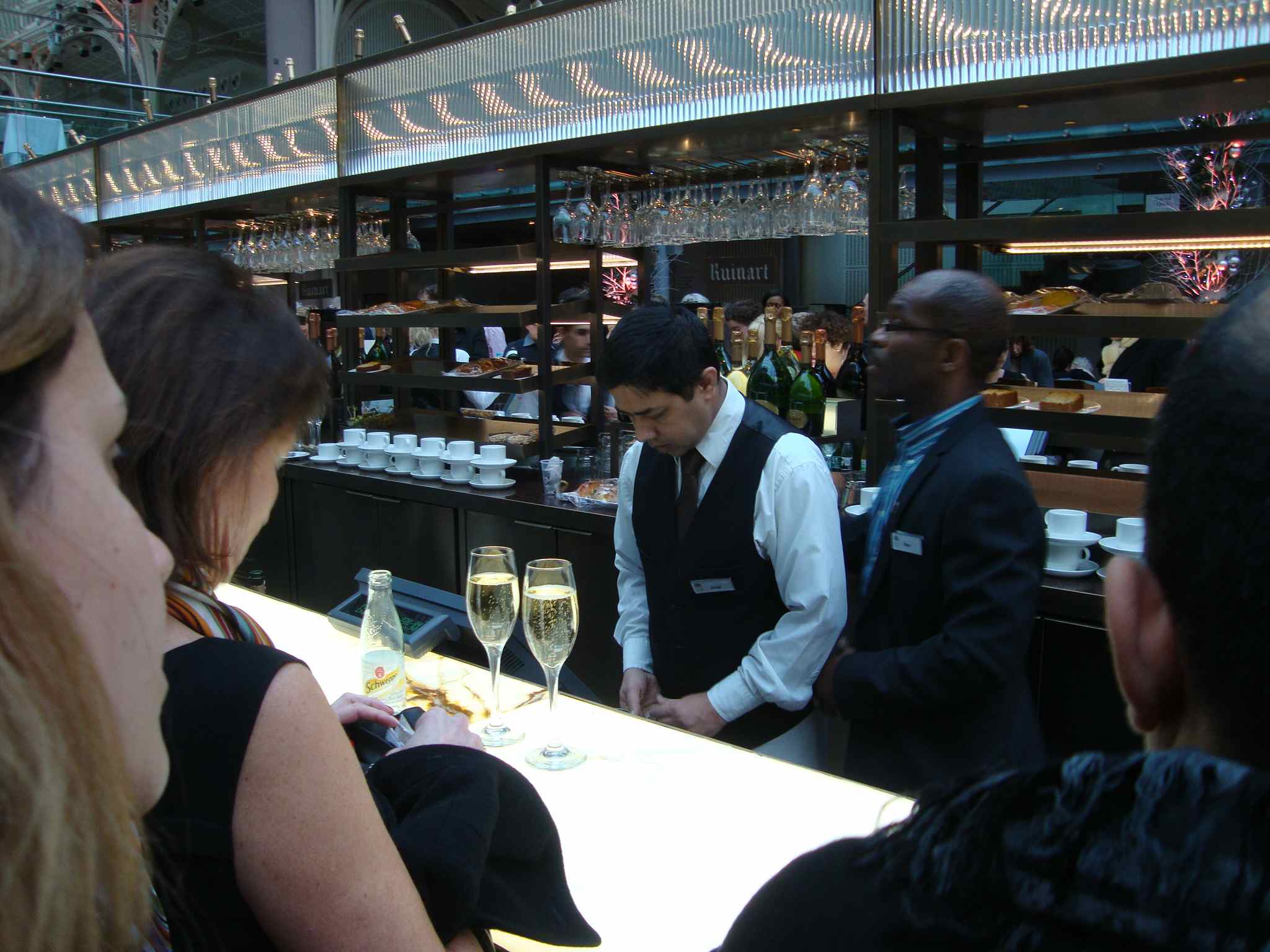 カタカナで覚える英語 基本編 挨拶をしてみよう ロンドンナビ