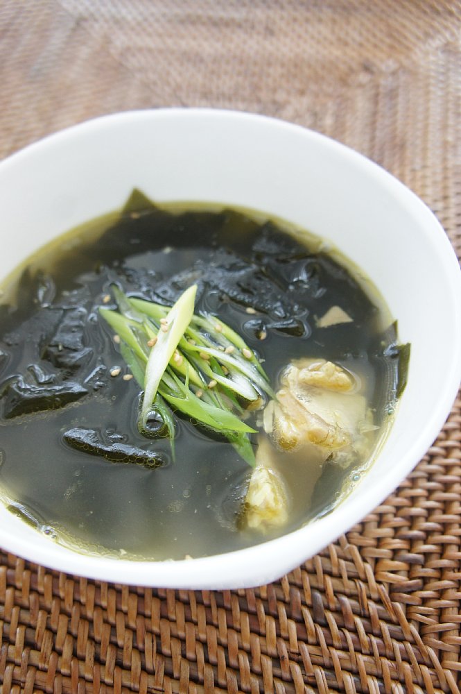 みゆき先生の簡単 おいしい韓国料理レシピ わかめと鮭のスープ ソウルナビ