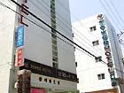 釜山観光ホテルを過ぎて、すぐ目の前にある角を右に曲がります。