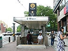 地下鉄３号線アックジョン（狎鴎亭・Apkgujeong・336）駅２番出口を出て、
