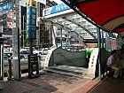 地下鉄４号線ミョンドン（明洞・Myeong-dong・424）駅３番出口から出てすぐ左へ。