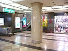 地下鉄1、2号線ソミョン（西面・Seomyeon）駅2番出口を出て地上に上がり、