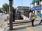 地下鉄3号線アングッ（安国・Anguk 328/안국）駅３番出口を出てまっすぐ進み、