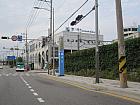 仁川地下鉄1号線キュルヒョン（橘峴・Gyulhyeon ・I111）駅１番出口を出て左に７００ｍほど直進すると
