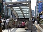 地下鉄４号線ミョンドン（明洞・Myeong-dong・424）駅８番出口から出て