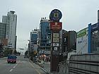地下鉄２号線ヘウンデ（海雲台・Haeundae）駅３番または５番出口を出て直進します。