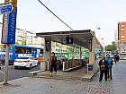 盆唐線アックジョンロデオ（狎鴎亭ロデオ・Apgujeongrodeo K212/압구정로데오）駅６番出口を出てまっすぐ進み、