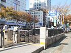 地下鉄１・６号線トンミョ（東廟・Dongmyo・127/636）駅５番出口を出て、