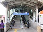 地下鉄１号線・京義中央線フェギ（回基・hwegi・123/K118）駅２番出口を出て、