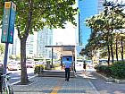 地下鉄５・６号線・空港鉄道・京義中央線コンドク（孔徳・Gongdeok・529/626/A02/K312）駅１番出口を出て、すぐ反対方向に進み、