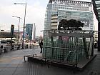 地下鉄２・４・５号線トンデムンヨクサムンファコンウォン（東大門歴史文化公園・Dongdaemun History&Culture Park・205/422/536）駅１２番出口を出て、すぐ反対方向に進み、左後ろ方向へ振り返り、