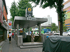 地下鉄１号線チェギドン（祭基洞・Jegi-dong・125）駅３番出口を出て、