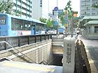 地下鉄３号線アングッ（安国・Anguk・328）駅６番出口を出て道なりにまっすぐ進みます