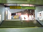 地下鉄２・６号線ハプチョン（合井・Hapjeong 238/622）駅地下から連結。