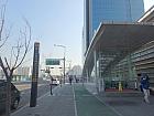 地下鉄６号線・京義中央線・空港鉄道ディジトルミディアシティ（Digital Media City・618/A04/K316）駅９番出口を出て、そのまま直進。
