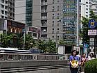 地下鉄２号線キョンソンデ・プギョンデ（慶星大・釜慶大）駅３番出口から地上に上がり、