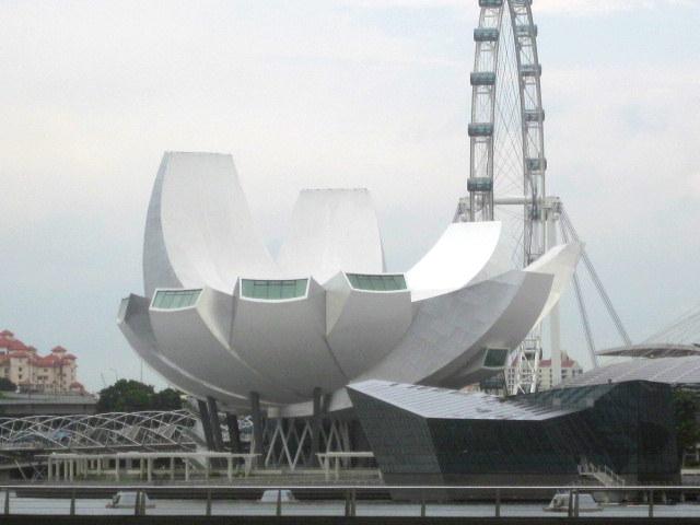 アートサイエンスミュージアム シンガポールナビ