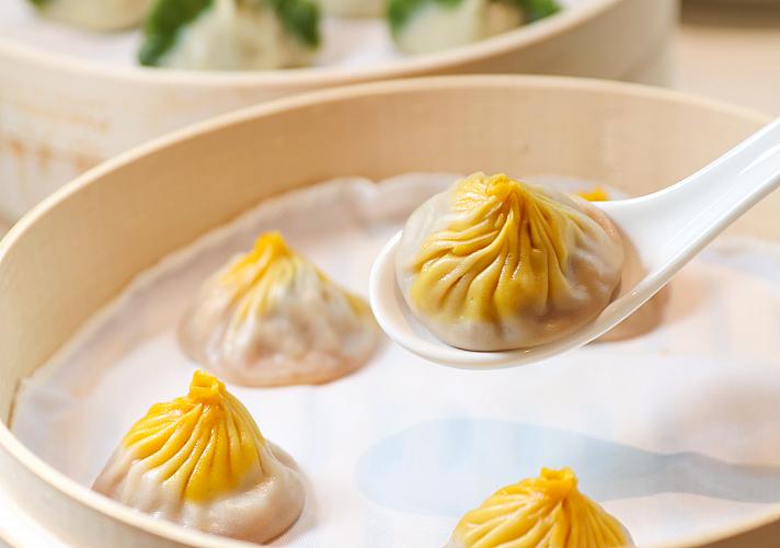 台湾グルメ】期間限定ユニークな小籠包を「楽天皇朝(樂天皇朝 PARADISE