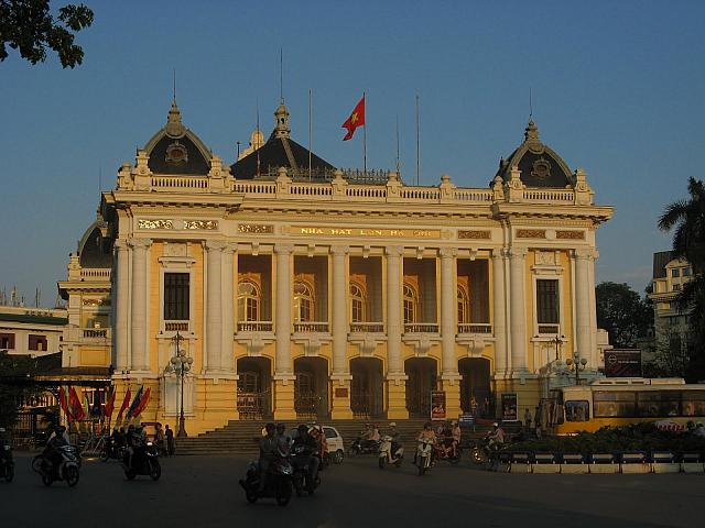 ハノイ大劇場 オペラハウス ベトナムナビ