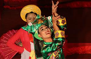 レックスホテルの伝統舞踊鑑賞 | ベトナムナビ